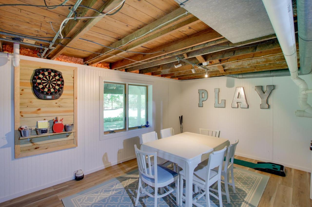 Updated Home With Deck 2 Mi To Sister Bay Beach! Luaran gambar